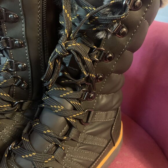 Aquatherm Womens Size 6 Cold Weather Boots Black Faux Fur Waterproof Anti Slip - Picture 2 of 9